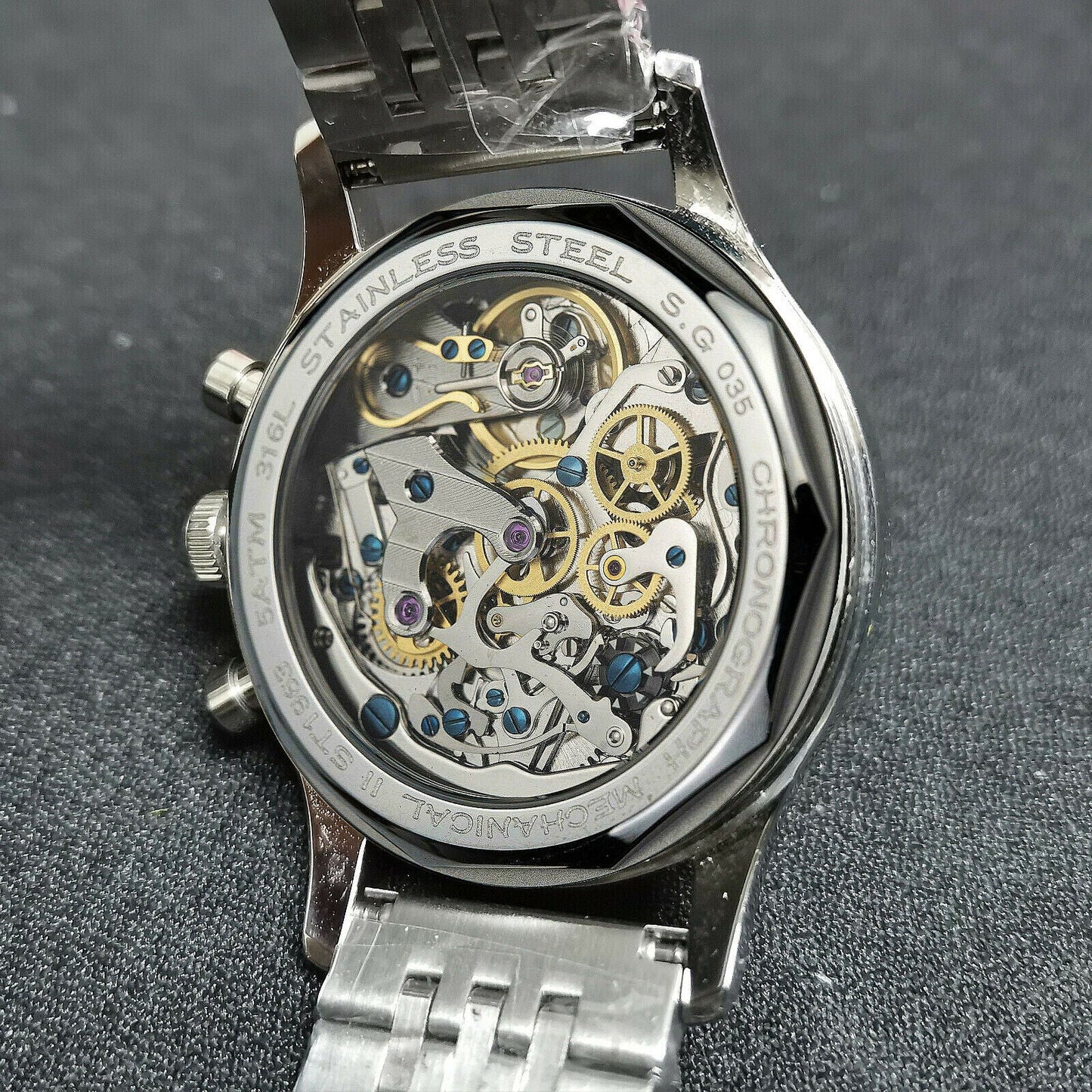 Chrono Heritage SU1901F006GN/SN