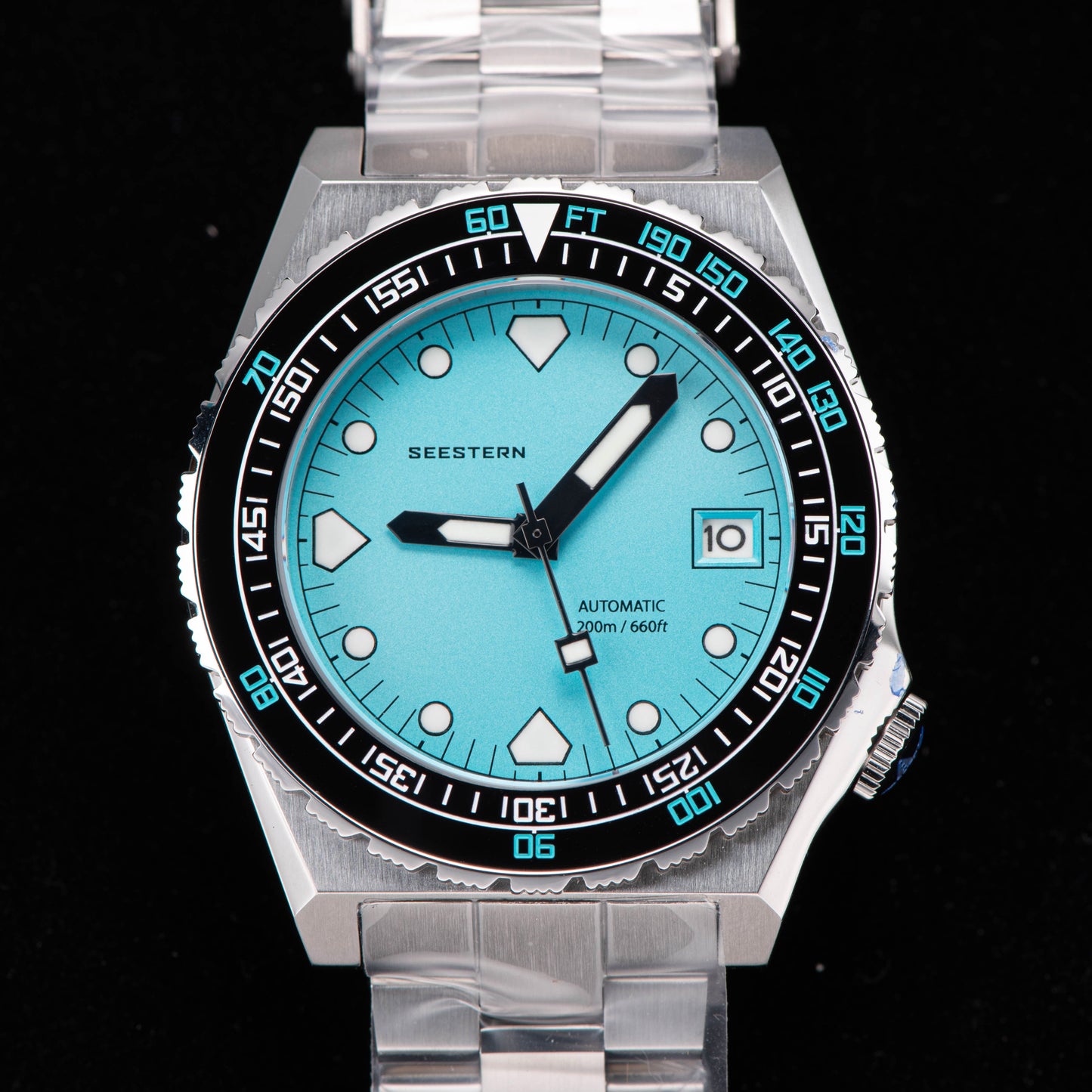 Seestern Vintage 407 600T Light Blue Dial Ceramic Bezel