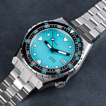 Seestern Vintage 407 600T Light Blue Dial Ceramic Bezel