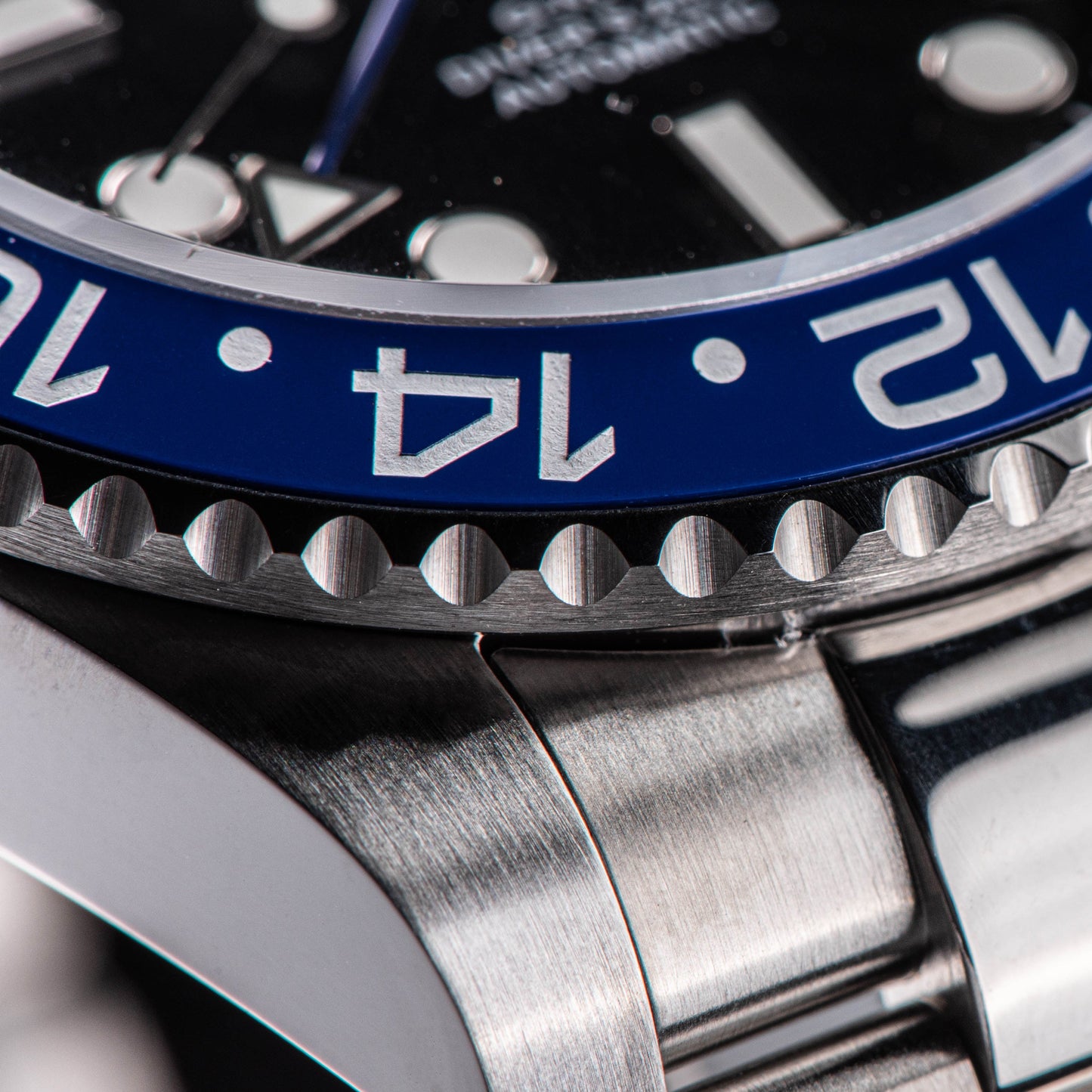 GMT DIVER'S SG126710BLNR Blue & Black Bezel