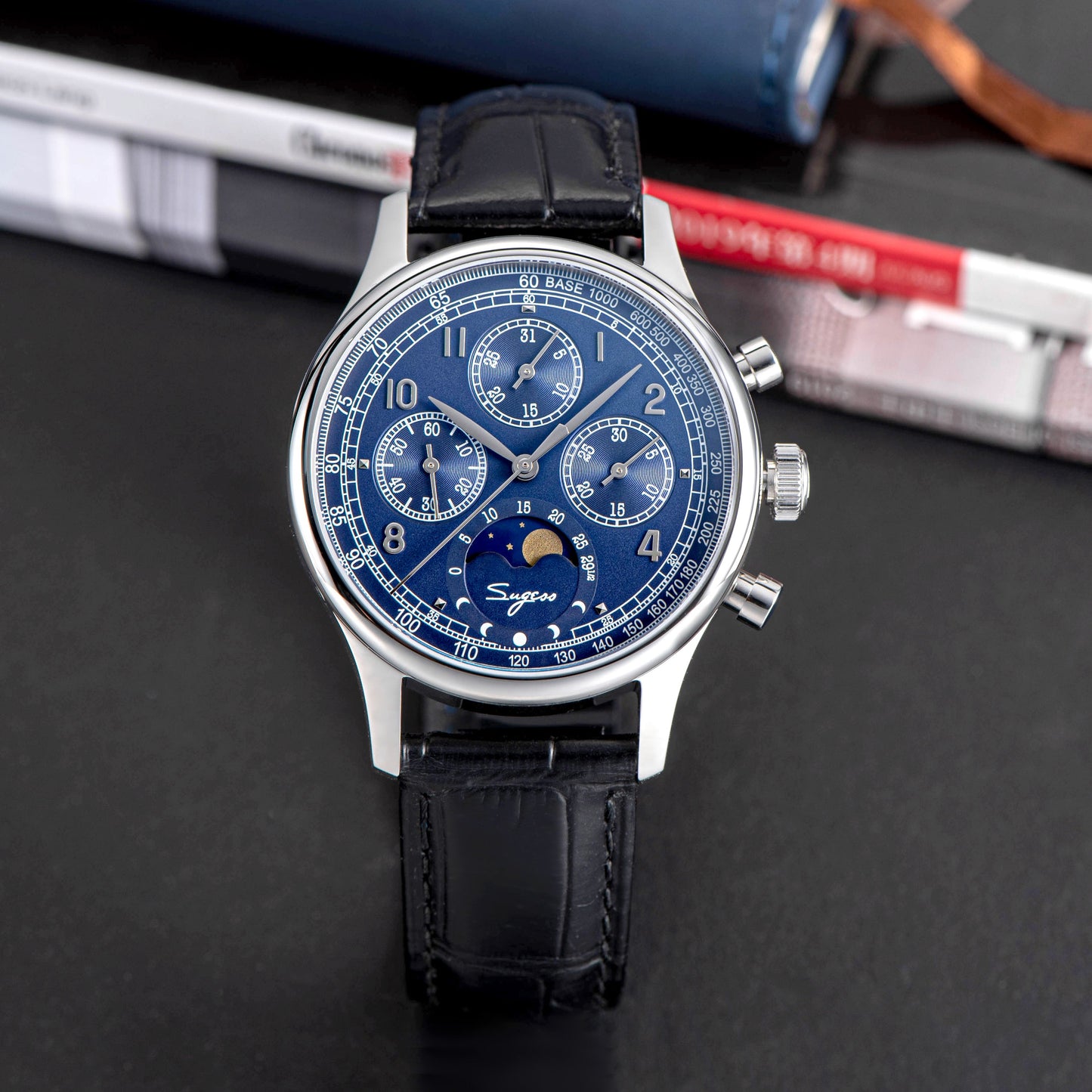 MoonPhase Master 389-2 Deep Blue Swan Neck Regulator