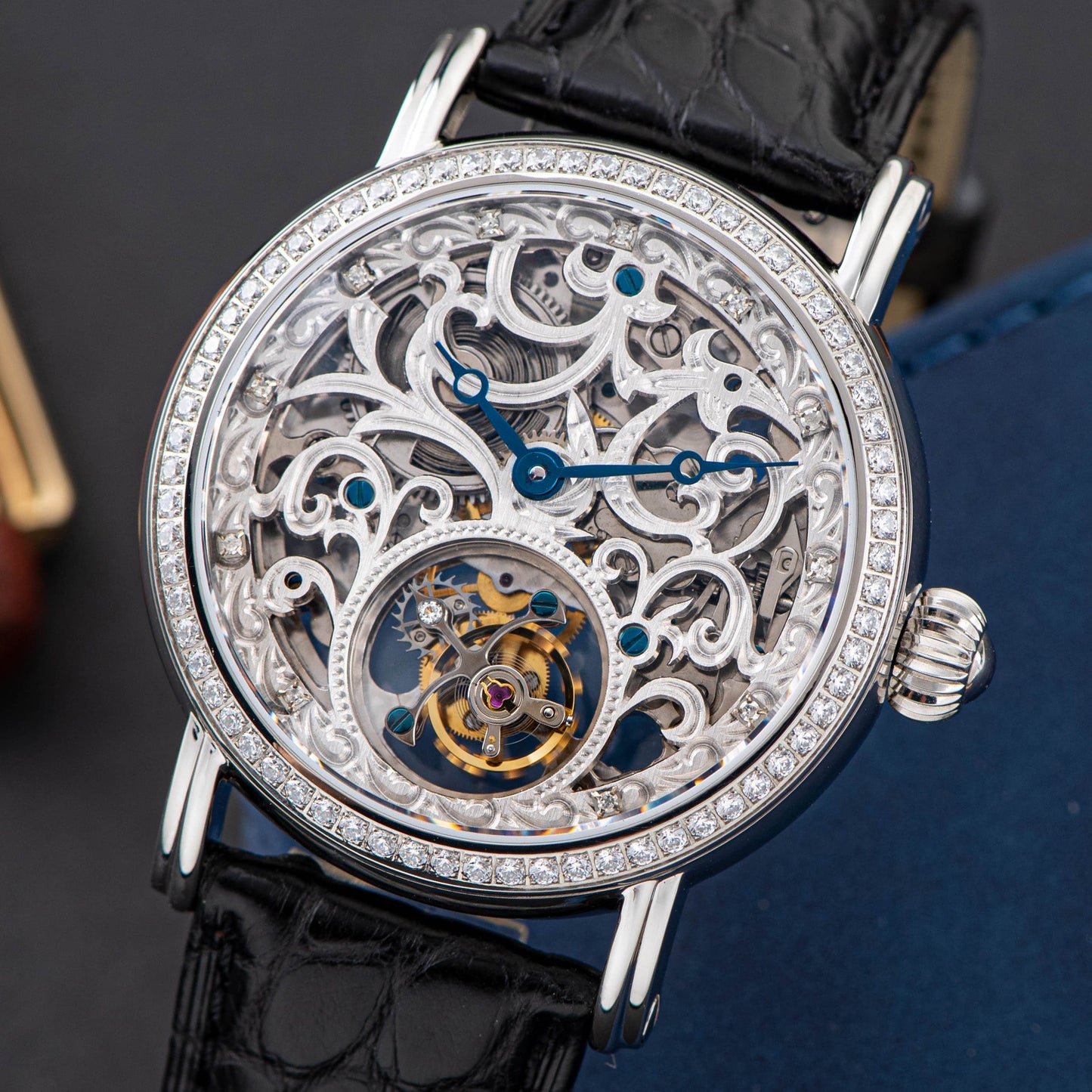 Tourbillon Master Diamond SU8000KS3