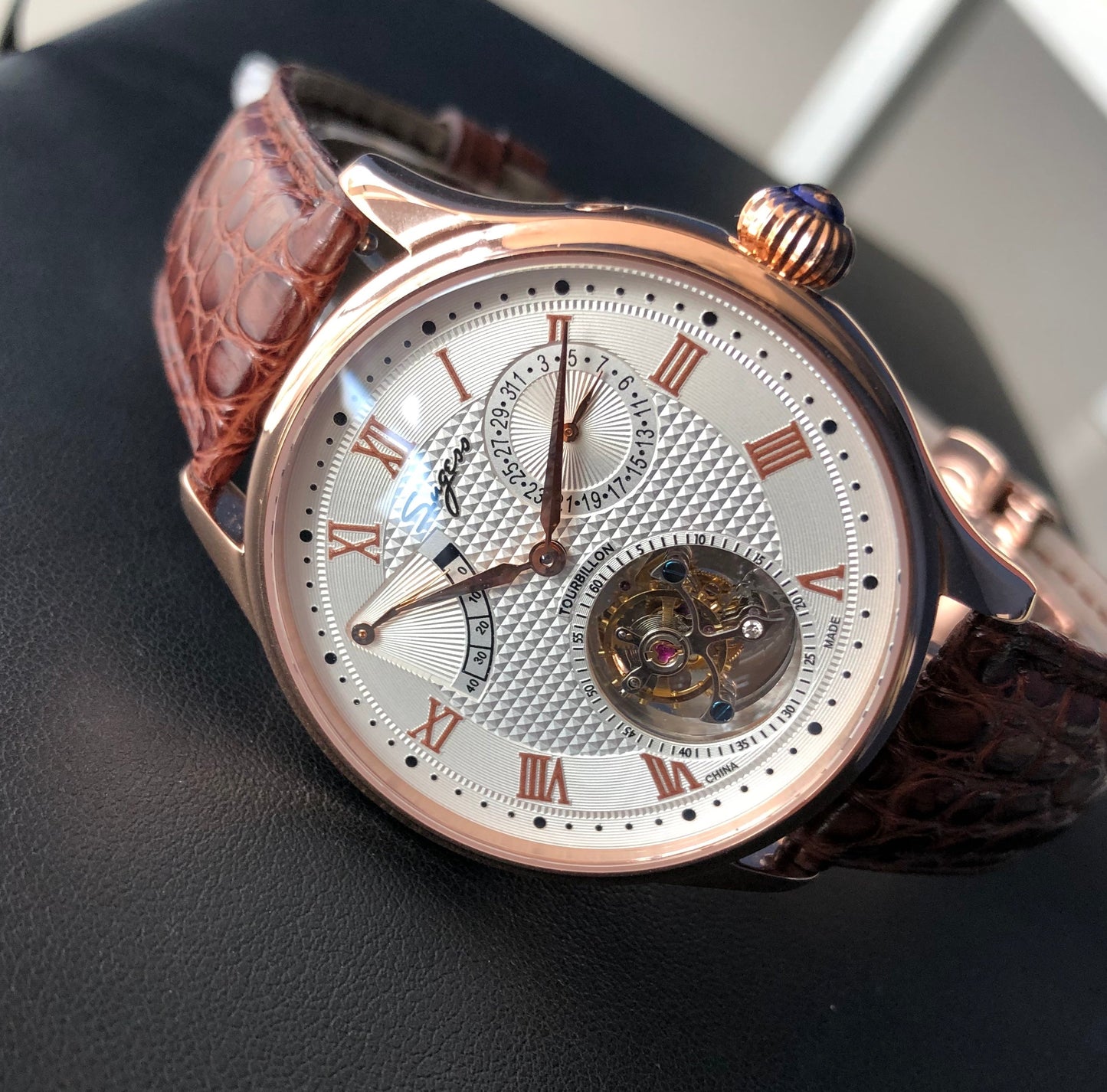 Tourbillon Master SU8001GW